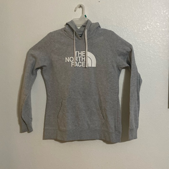 The North Face Women’s Light Gray Pullover Spell Out Hoodie Size L - Picture 1 of 6
